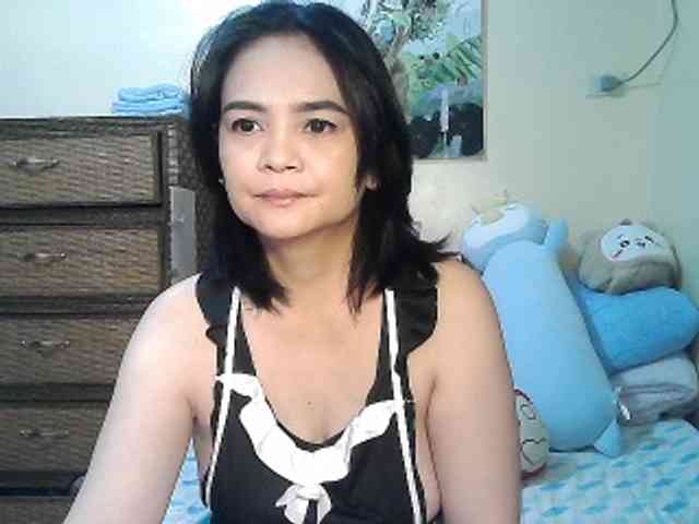 lilymaepinay webcam