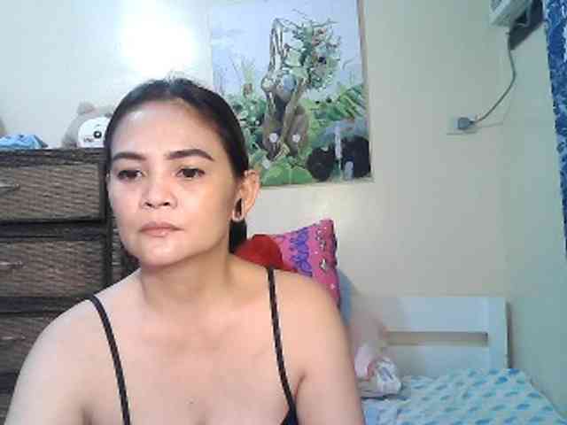 lilymaepinay webcam