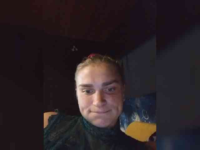 Suzka007 webcam