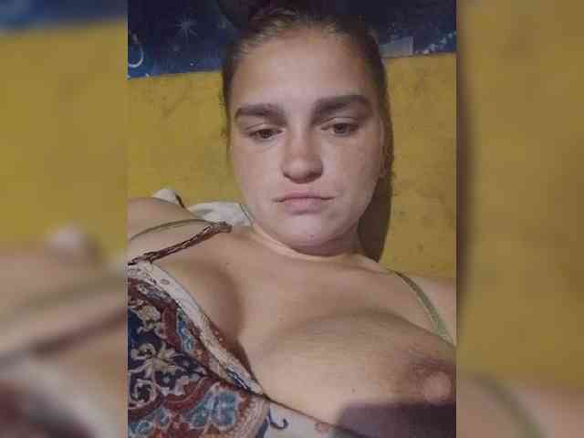 Suzka007 webcam
