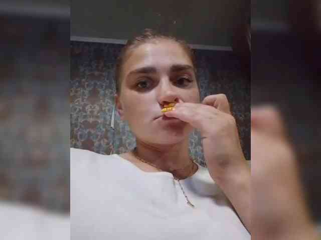 Suzka007 webcam