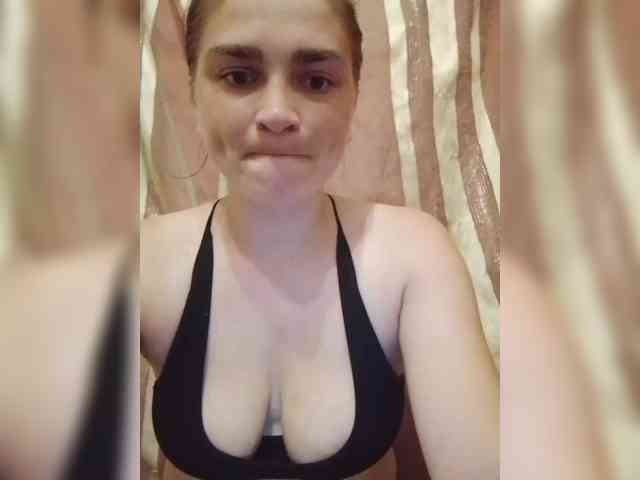 Suzka007 webcam