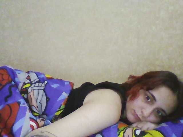 Hotredhead01
