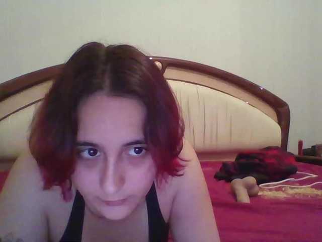 Emaprincessa live cam on BongaCams
