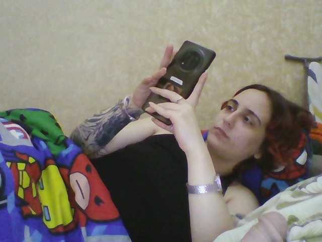 Hotredhead01