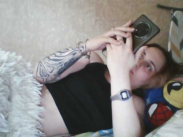 Hotredhead01