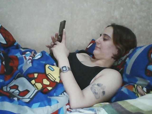 Hotredhead01