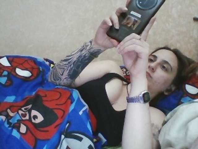Hotredhead01