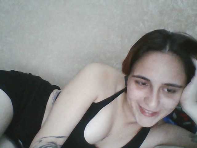 Hotredhead01