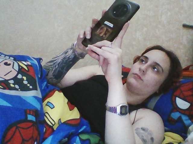 Hotredhead01