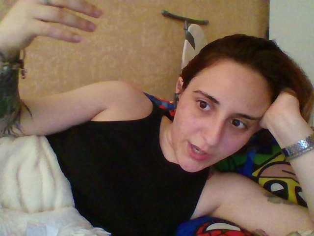 go to chat with Hotredhead01