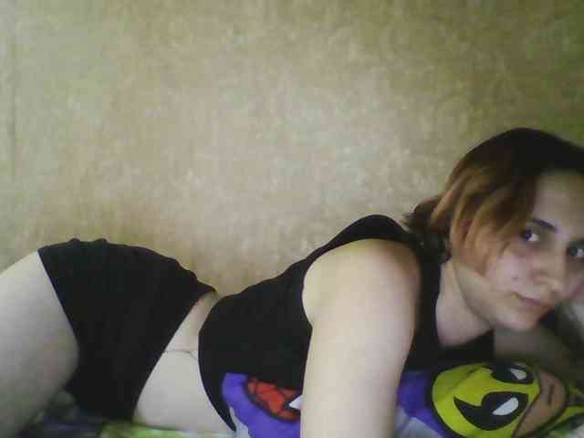 Hotredhead01 webcam