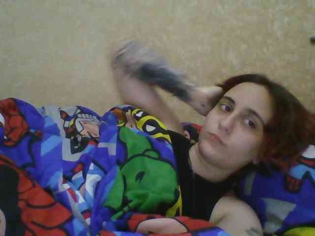 Hotredhead01 webcam