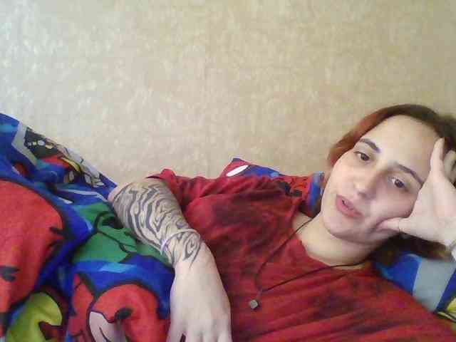 Hotredhead01 webcam
