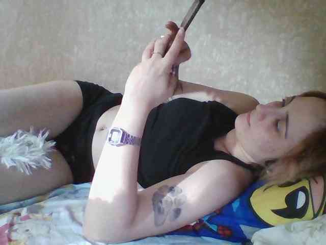 Hotredhead01 webcam