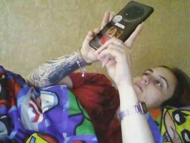Hotredhead01 webcam