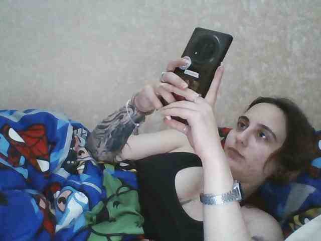 Hotredhead01 webcam