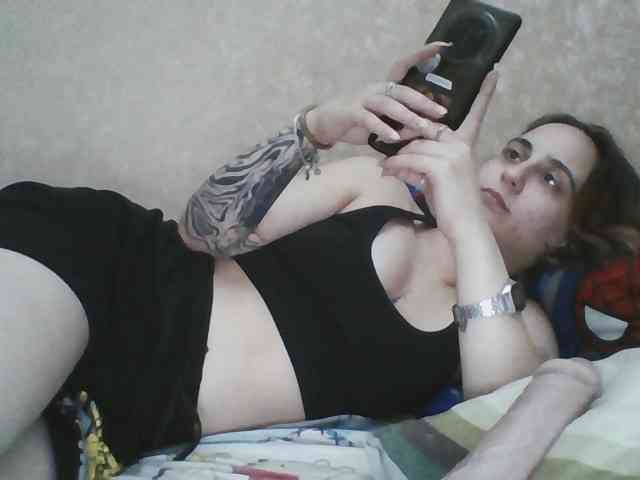 Hotredhead01 webcam
