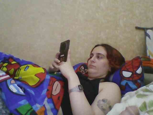 Hotredhead01 webcam