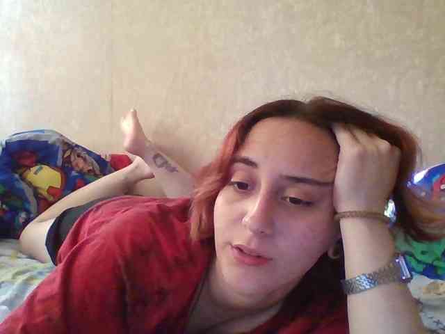 Hotredhead01 webcam