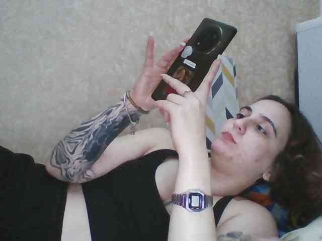 Hotredhead01 webcam