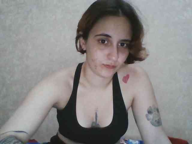 Hotredhead01 webcam