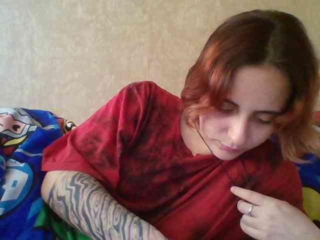 Hotredhead01 webcam