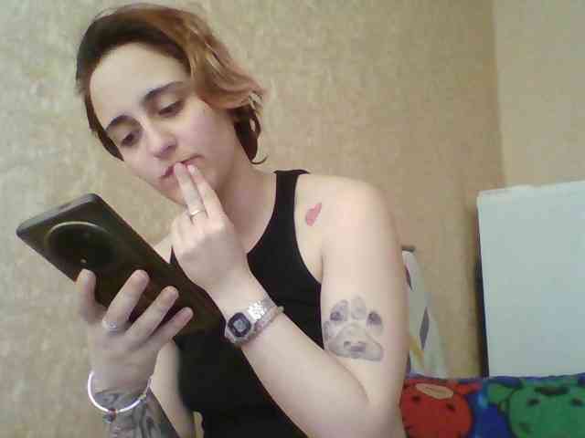 Hotredhead01 webcam