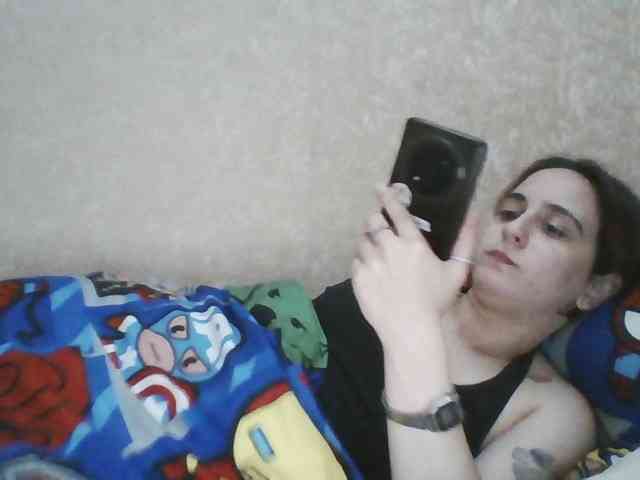 Hotredhead01 webcam