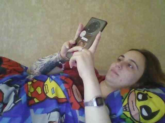 Hotredhead01 webcam