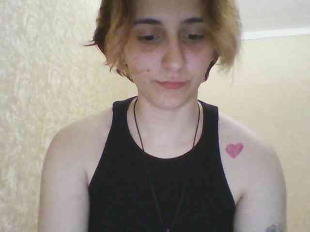Hotredhead01 webcam