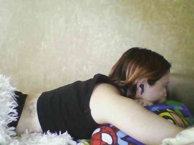 Hotredhead01 webcam