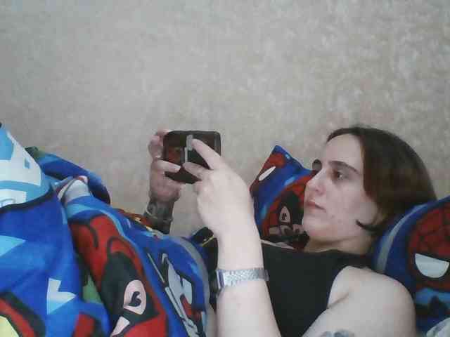 Hotredhead01 webcam