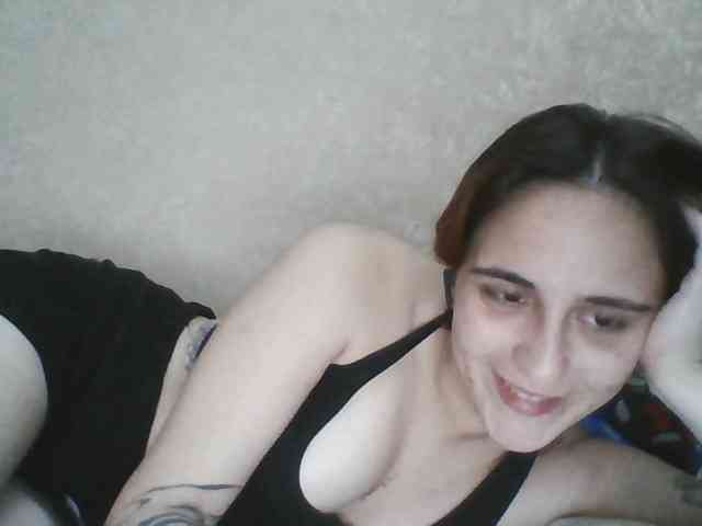 Hotredhead01 webcam