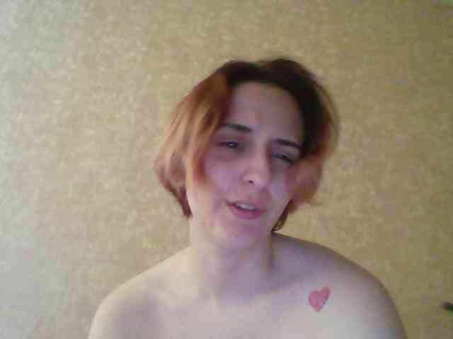 Hotredhead01 webcam