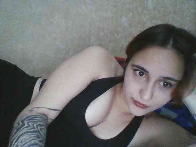 Hotredhead01 webcam