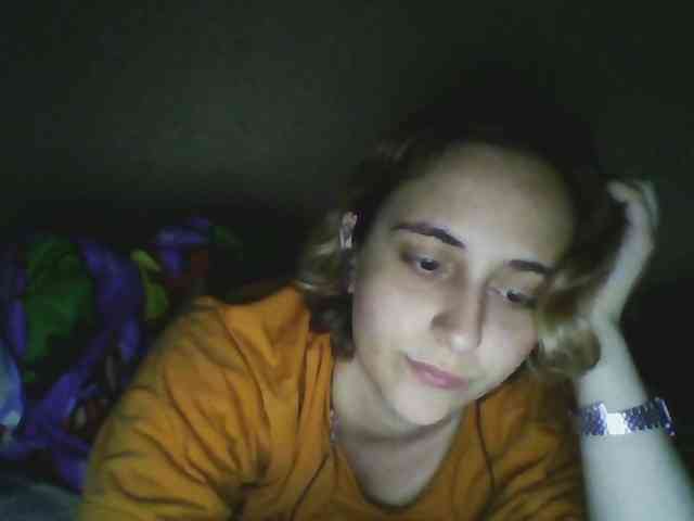 Hotredhead01 webcam
