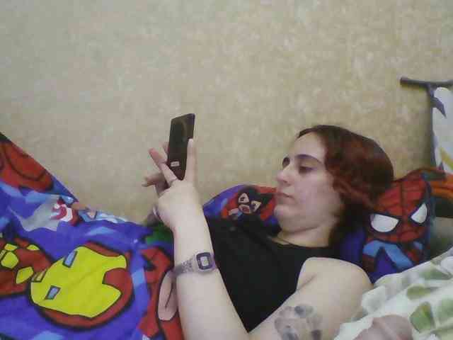Hotredhead01 webcam