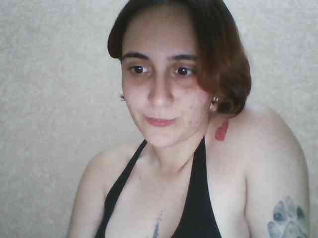 Hotredhead01 webcam