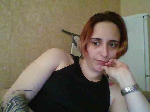 Hotredhead01 webcam