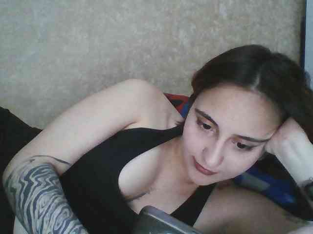 Hotredhead01 webcam