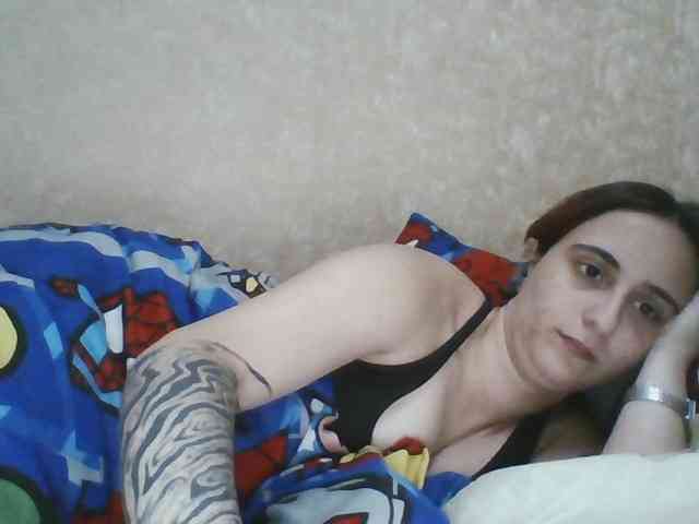 Hotredhead01 webcam