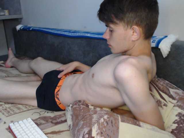 Pinki-Twinki live webcam show