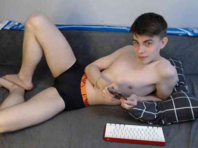 Twink-Oliver Twink-Oliver
