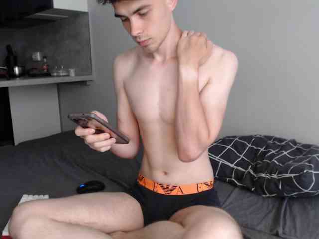 Twink-Oliver Sex Cam Show
