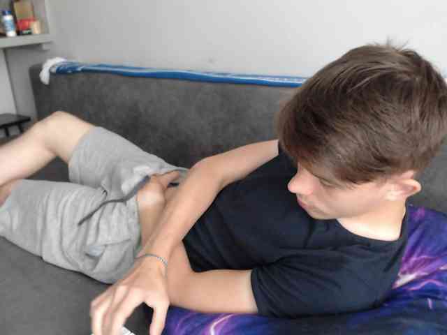Twink-Oliver Twink-Oliver