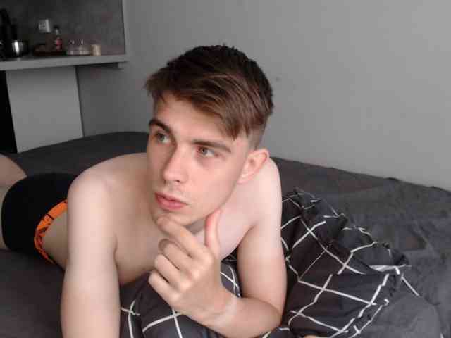 Twink-Oliver Sex Cam Show