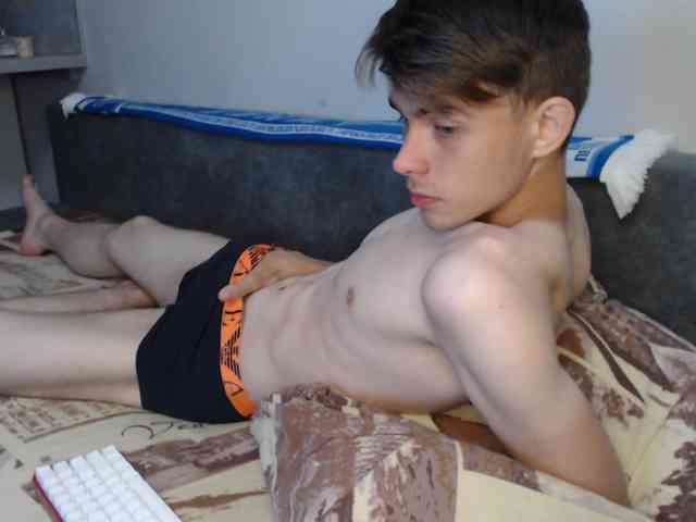 Twink-Oliver Twink-Oliver