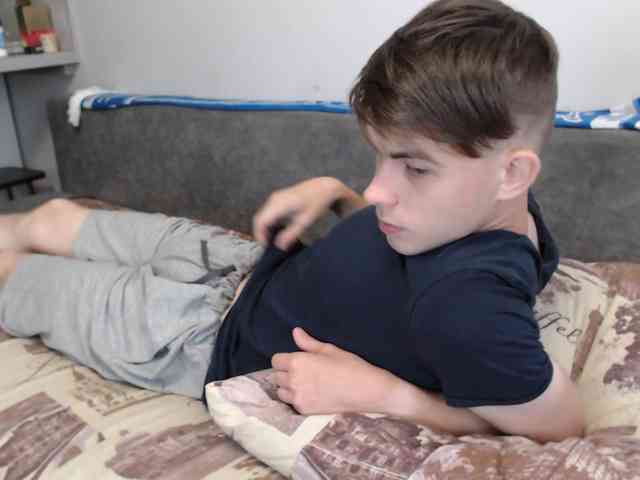 Twink-Oliver Twink-Oliver