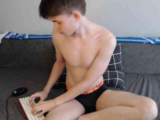 Twink-Oliver Twink-Oliver